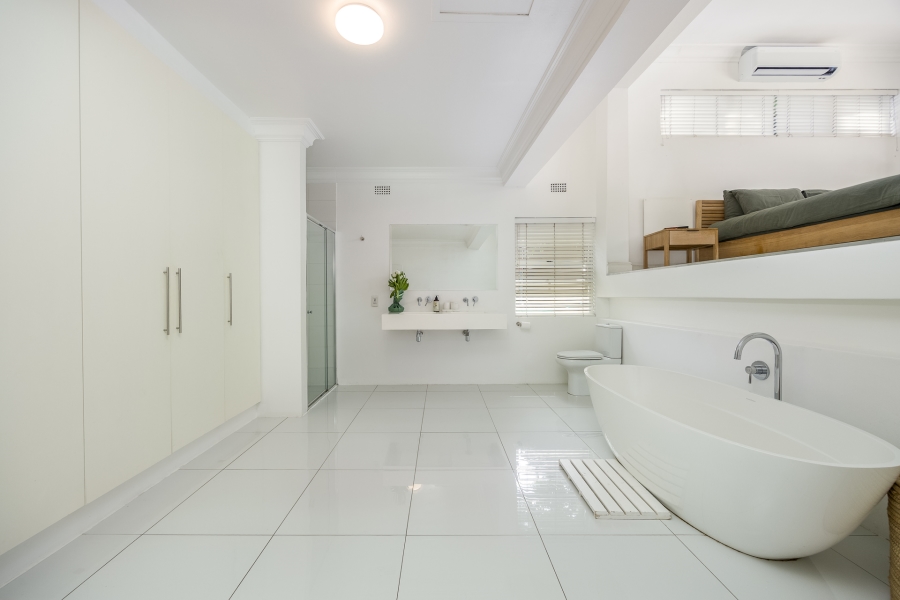 4 Bedroom Property for Sale in Kenridge Western Cape